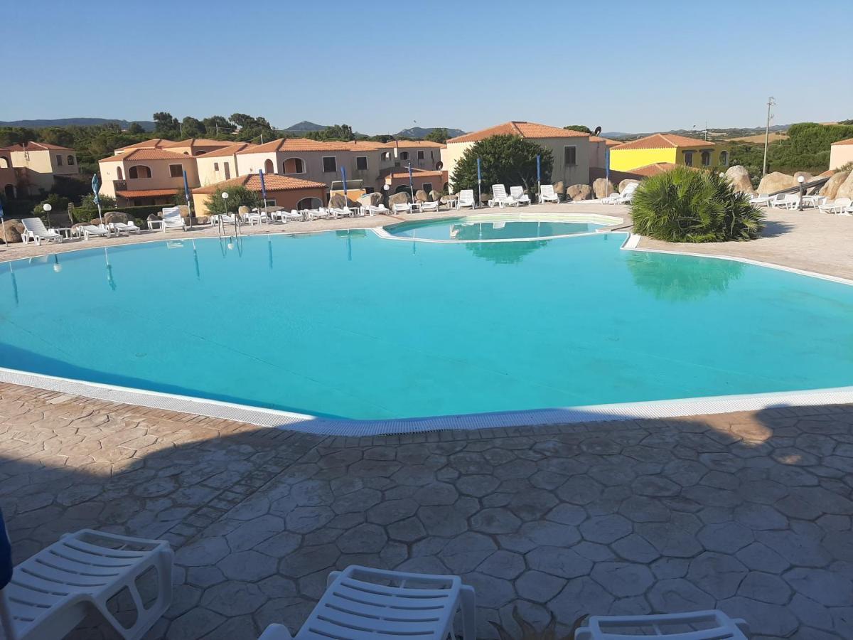 Appartamento Residence Mirice Vignola Mare Aglientu Casa Giorgia Exteriör bild