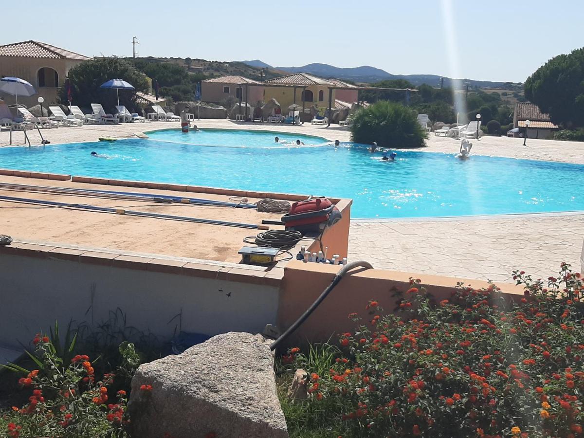 Appartamento Residence Mirice Vignola Mare Aglientu Casa Giorgia Exteriör bild
