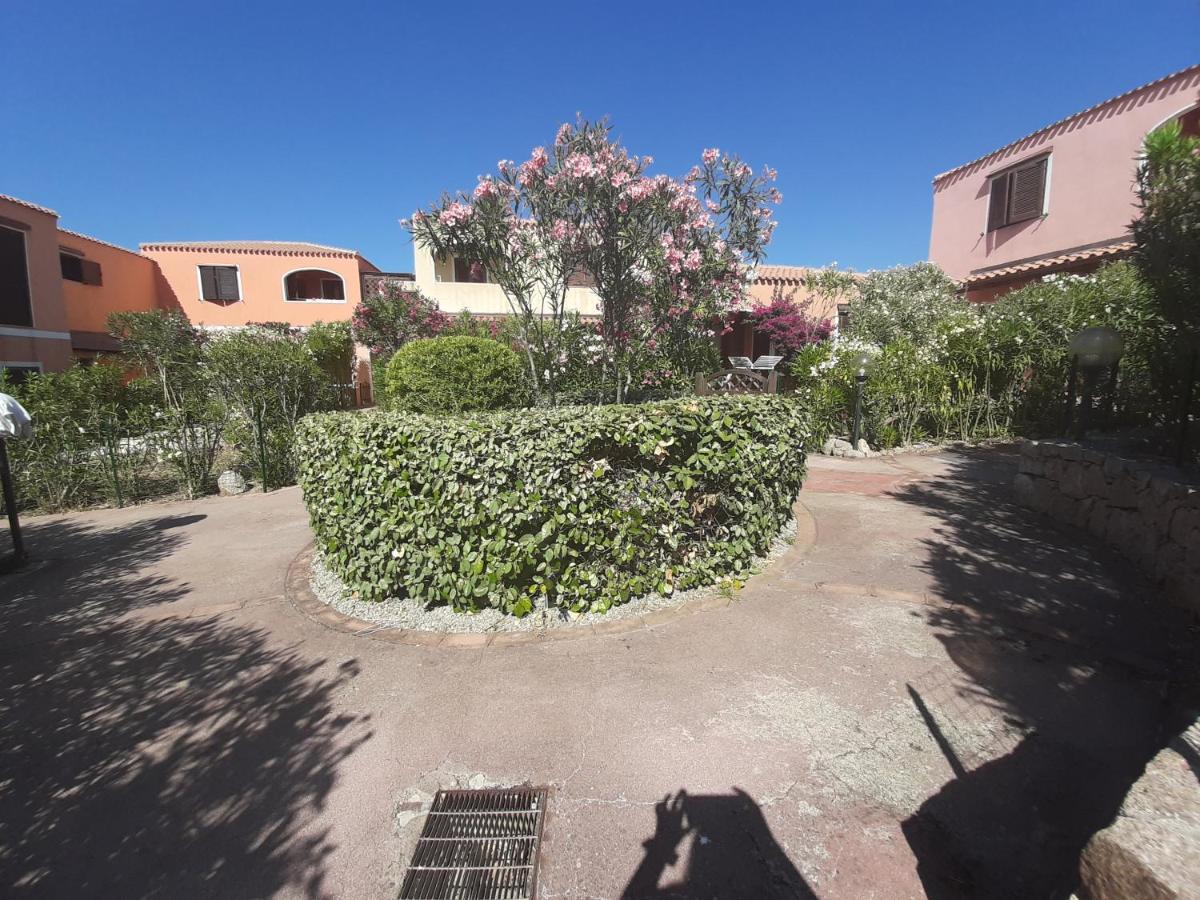 Appartamento Residence Mirice Vignola Mare Aglientu Casa Giorgia Exteriör bild